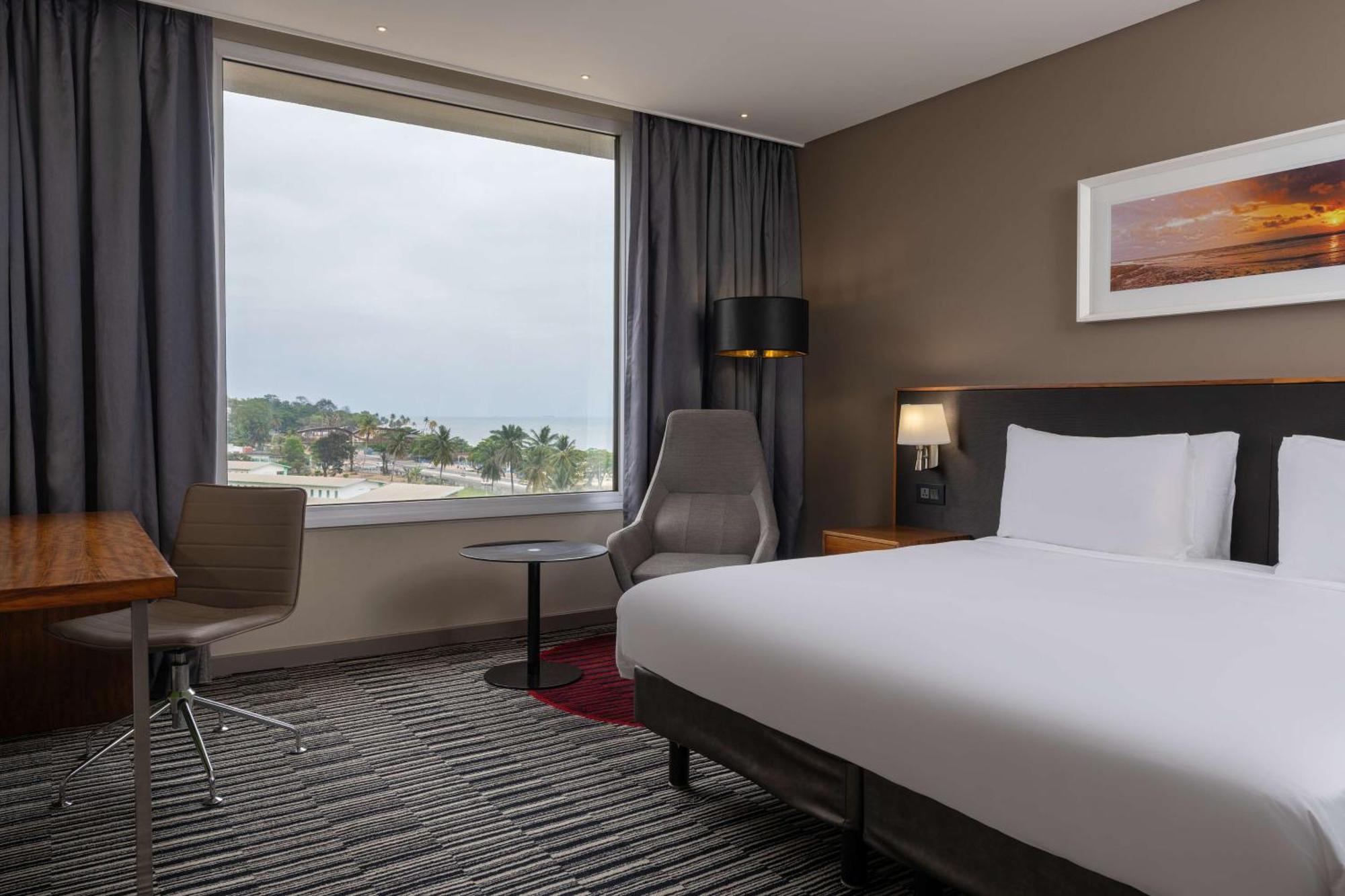 Radisson Blu Okoume Palace Hotel, Libreville Bagian luar foto