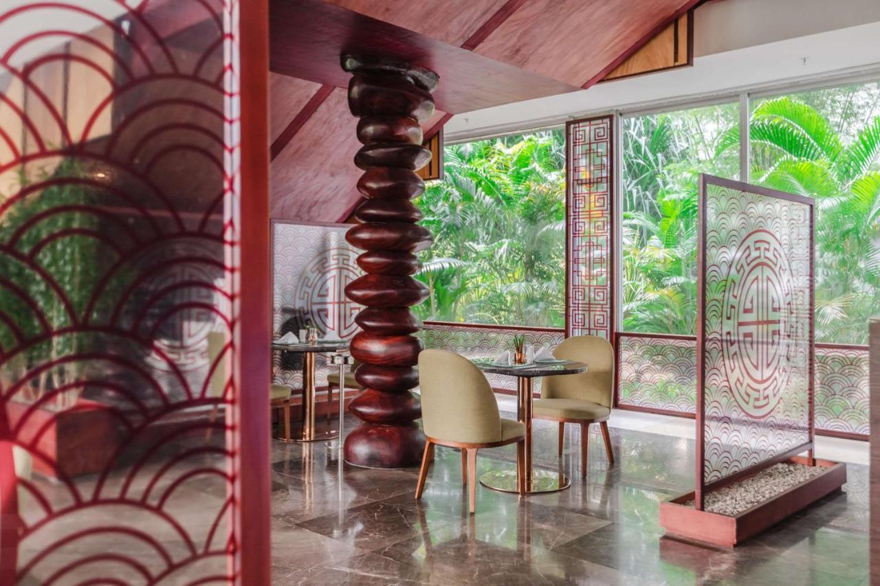 Radisson Blu Okoume Palace Hotel, Libreville Bagian luar foto