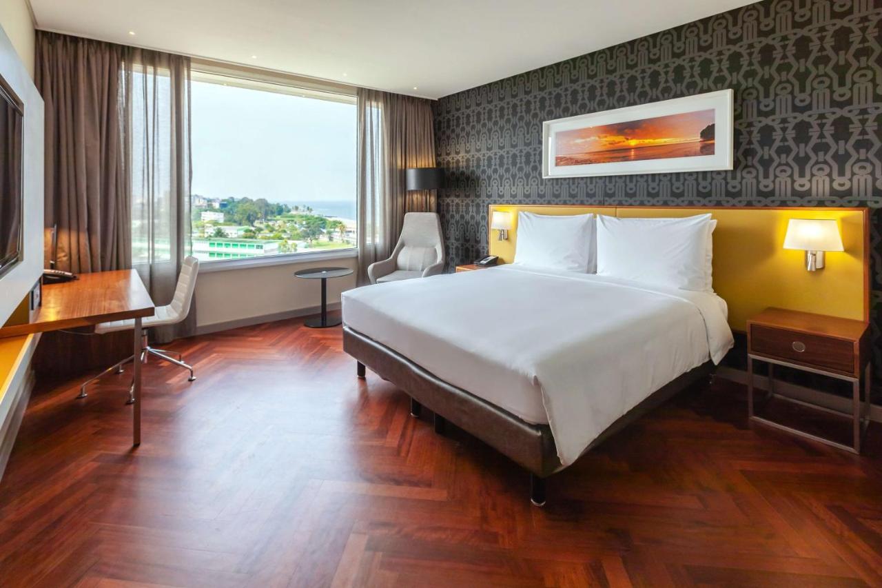 Radisson Blu Okoume Palace Hotel, Libreville Bagian luar foto